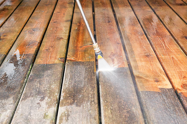 Best Pool Deck Cleaning in Muscoda, WI